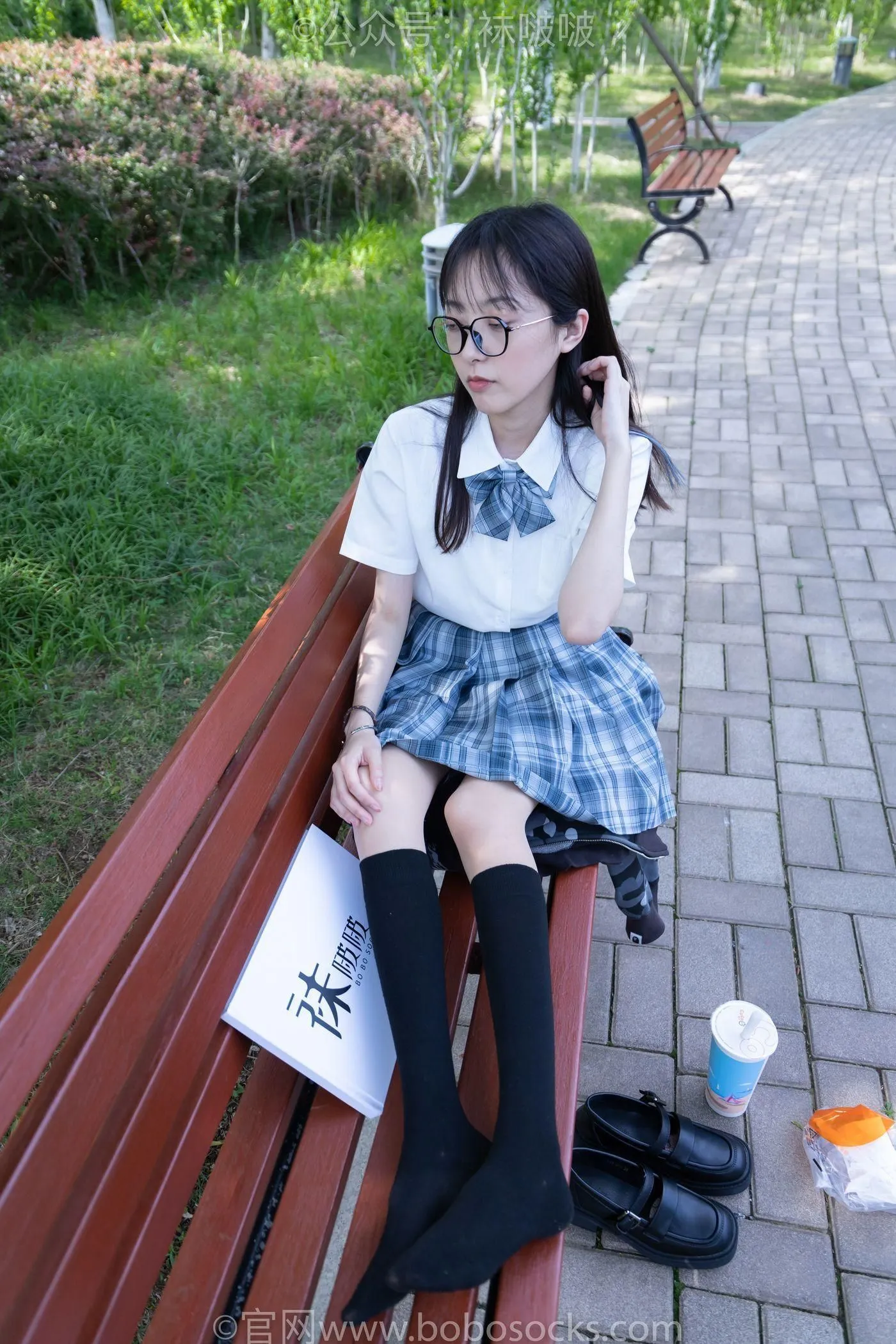 [BoBoSocks袜啵啵]NO.007 稚予-JK制服、皮鞋、黑色中筒棉袜、肉丝 [143P]插图5